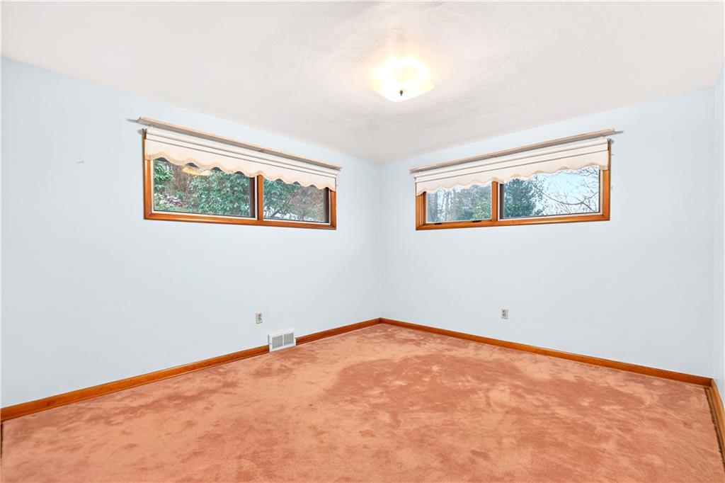 400 Ridge Avenue Monessen, PA 15062 - Photo 21 of 38