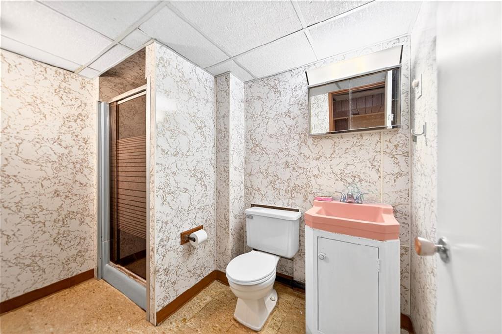 400 Ridge Avenue Monessen, PA 15062 - Photo 25 of 38