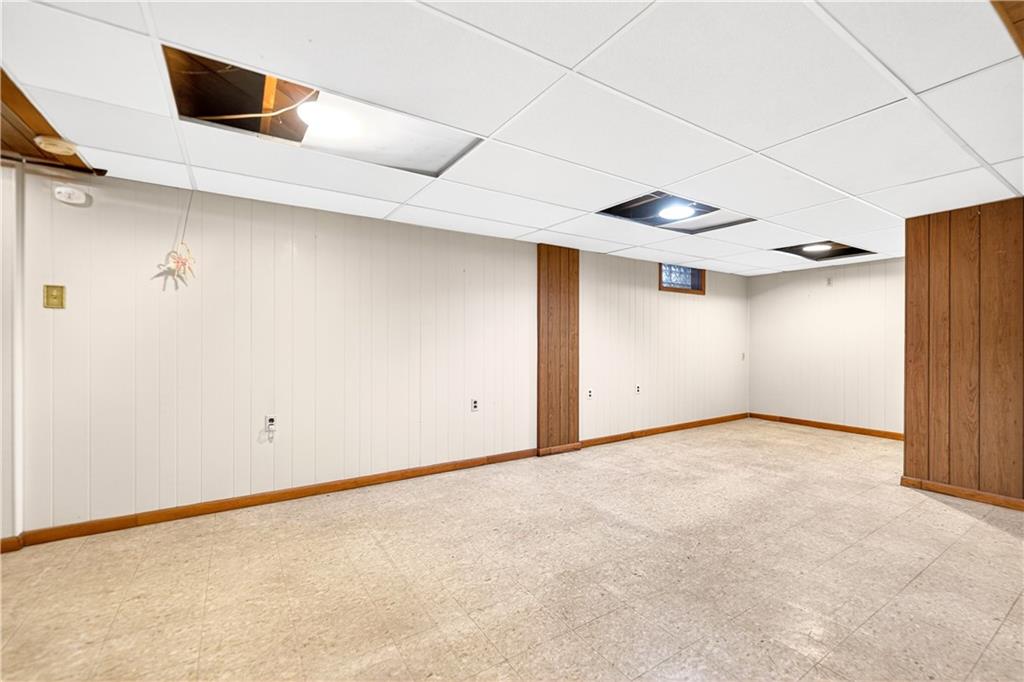 400 Ridge Avenue Monessen, PA 15062 - Photo 27 of 38