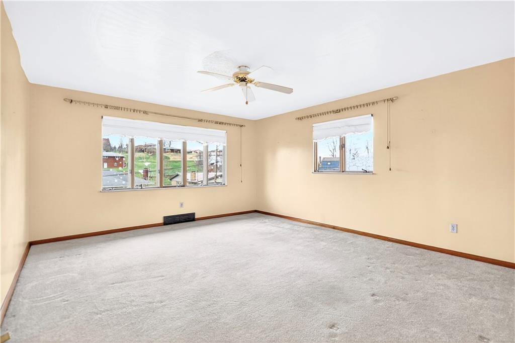 400 Ridge Avenue Monessen, PA 15062 - Photo 8 of 38