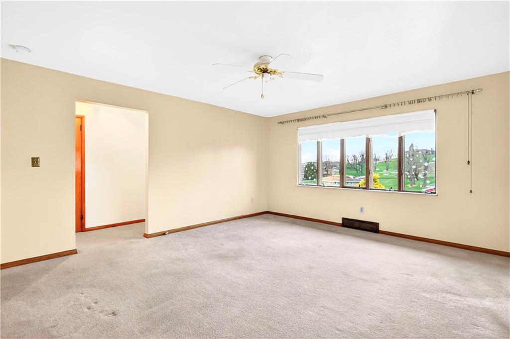 400 Ridge Avenue Monessen, PA 15062 - Photo 9 of 38