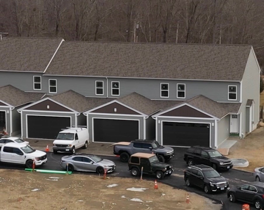 8 Trinity Way Johnston, RI 02919 - Photo 4 of 12