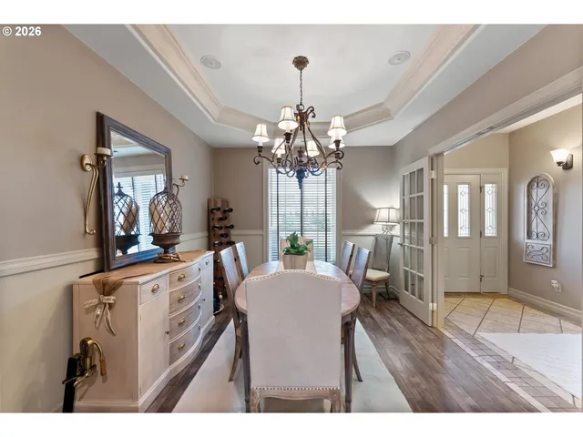 $590,000 | 2402 Northwest Canterbury Drive, Roseburg, OR 97471