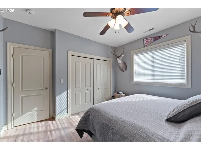 $590,000 | 2402 Northwest Canterbury Drive, Roseburg, OR 97471