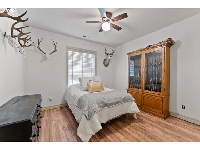 $590,000 | 2402 Northwest Canterbury Drive, Roseburg, OR 97471