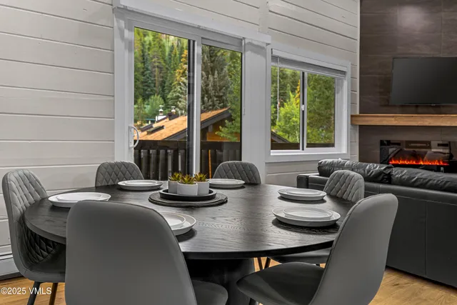 a view of utility room