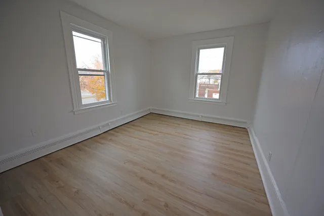 $1,700 | 358 Washington Street, Unit 2, New Britain, CT 06051