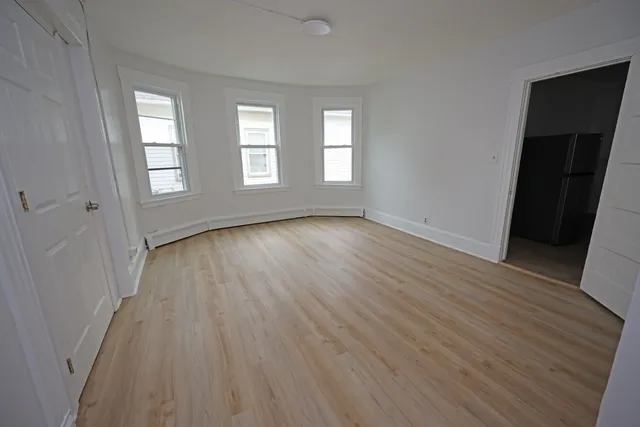 $1,700 | 358 Washington Street, Unit 2, New Britain, CT 06051