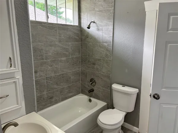 $220,000 | 2508 West Holly Avenue, Pasadena, TX 77502