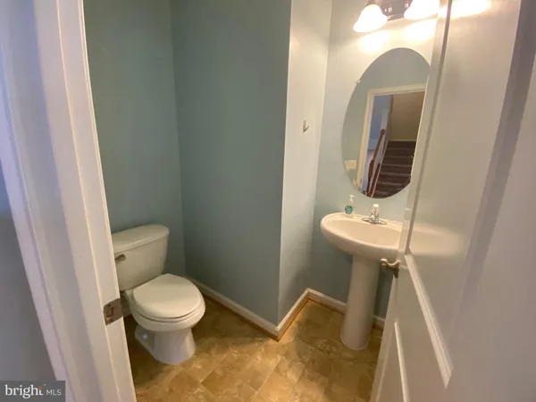 $2,650 | 258 Woodstream Boulevard, Stafford, VA 22556