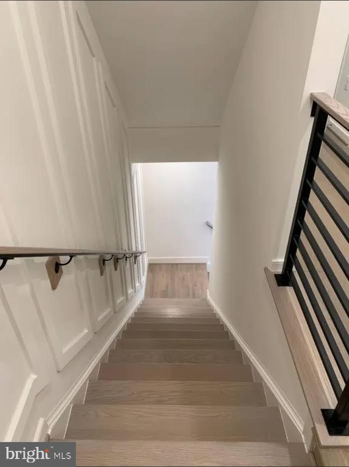 1870 Easterly Road Reston, VA 20190 - Photo 15 of 33 a view of entryway