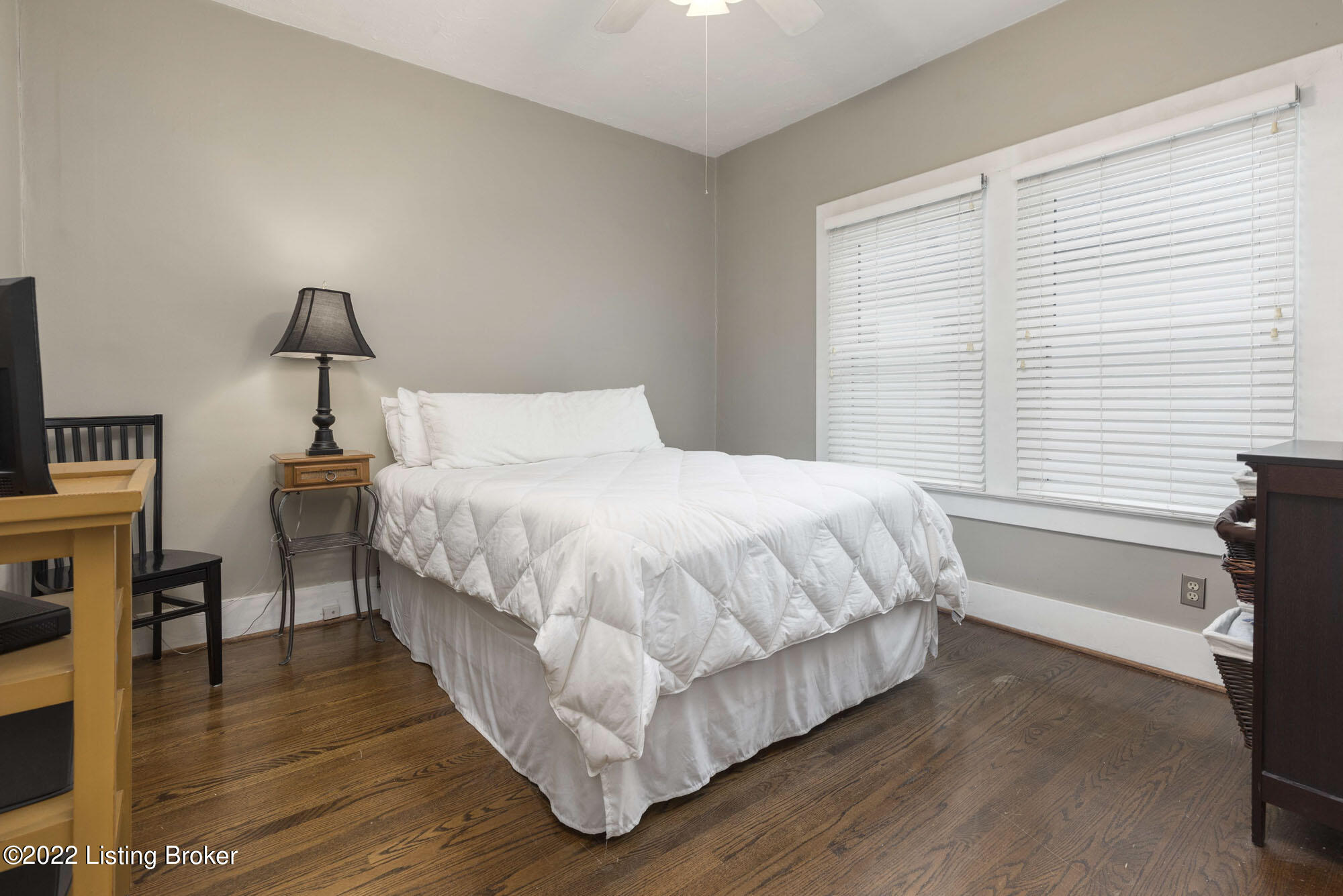 215 Fairlawn Road Louisville, KY 40207 - Photo 18 of 38 Primary Bedroom