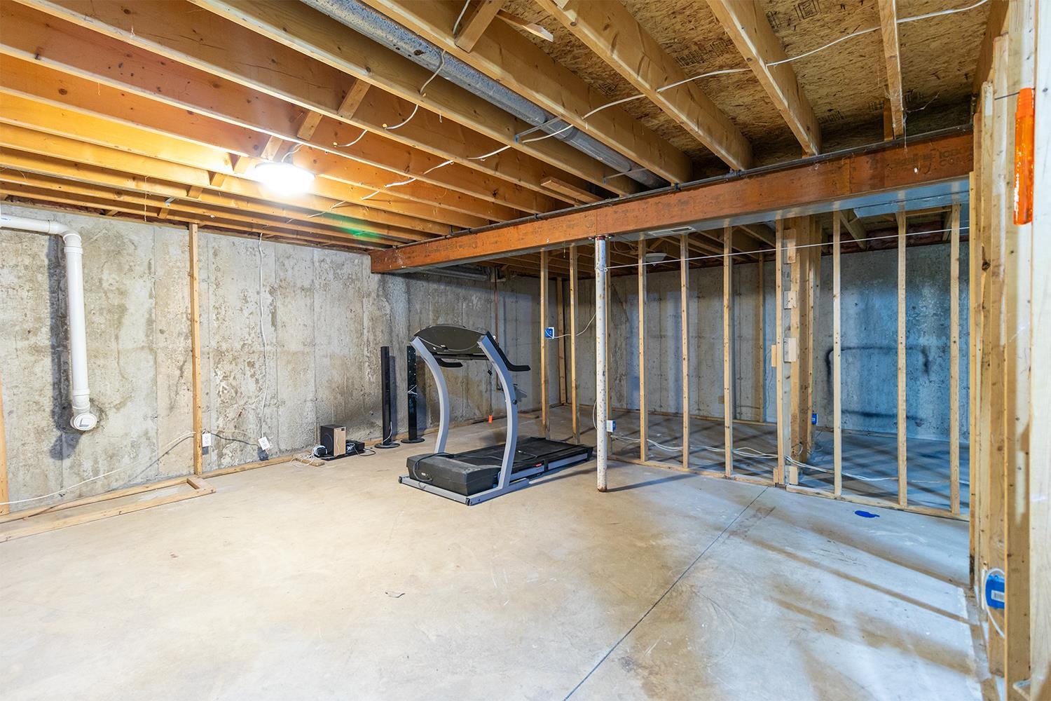 115 Lamplighter Loop Southeast Poplar Grove, IL 61065 - Photo 19 of 27 a view of a room with gym equipment