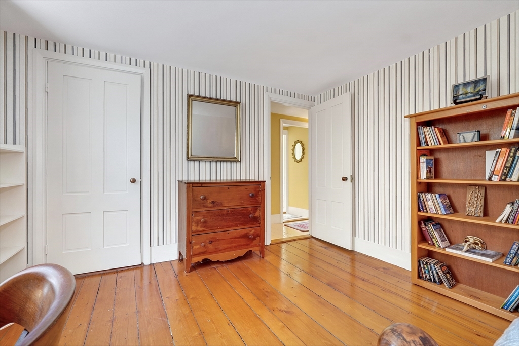 374 Dover Road Westwood, MA 02090 - Photo 21 of 40 Gallery Image 21