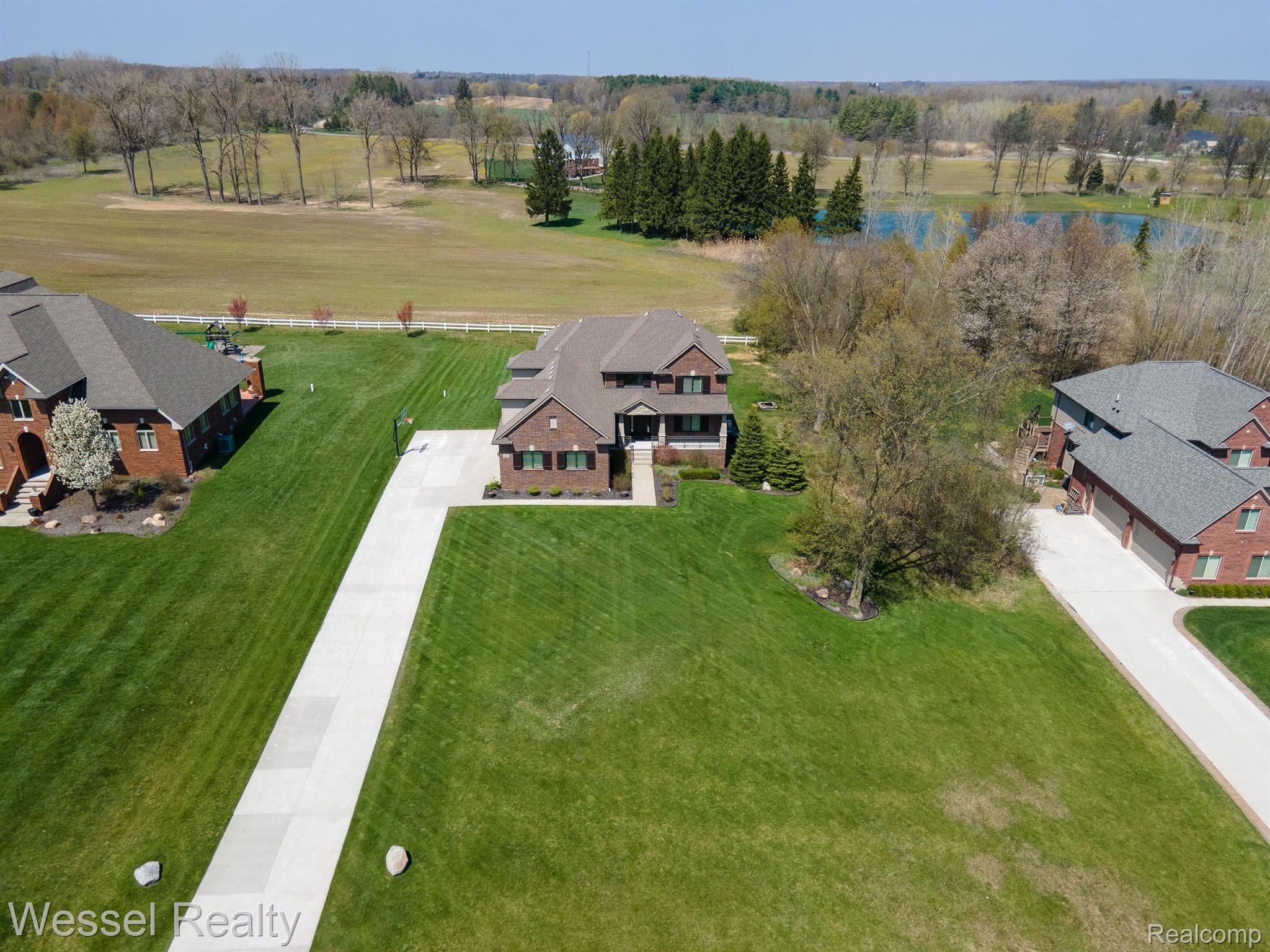8217 Tamarack Lane Romeo, MI 48065 - Photo 4 of 43 Gallery Image 4