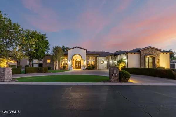 $1,950,000 | 3037 East Waterman Way, Gilbert, AZ 85297