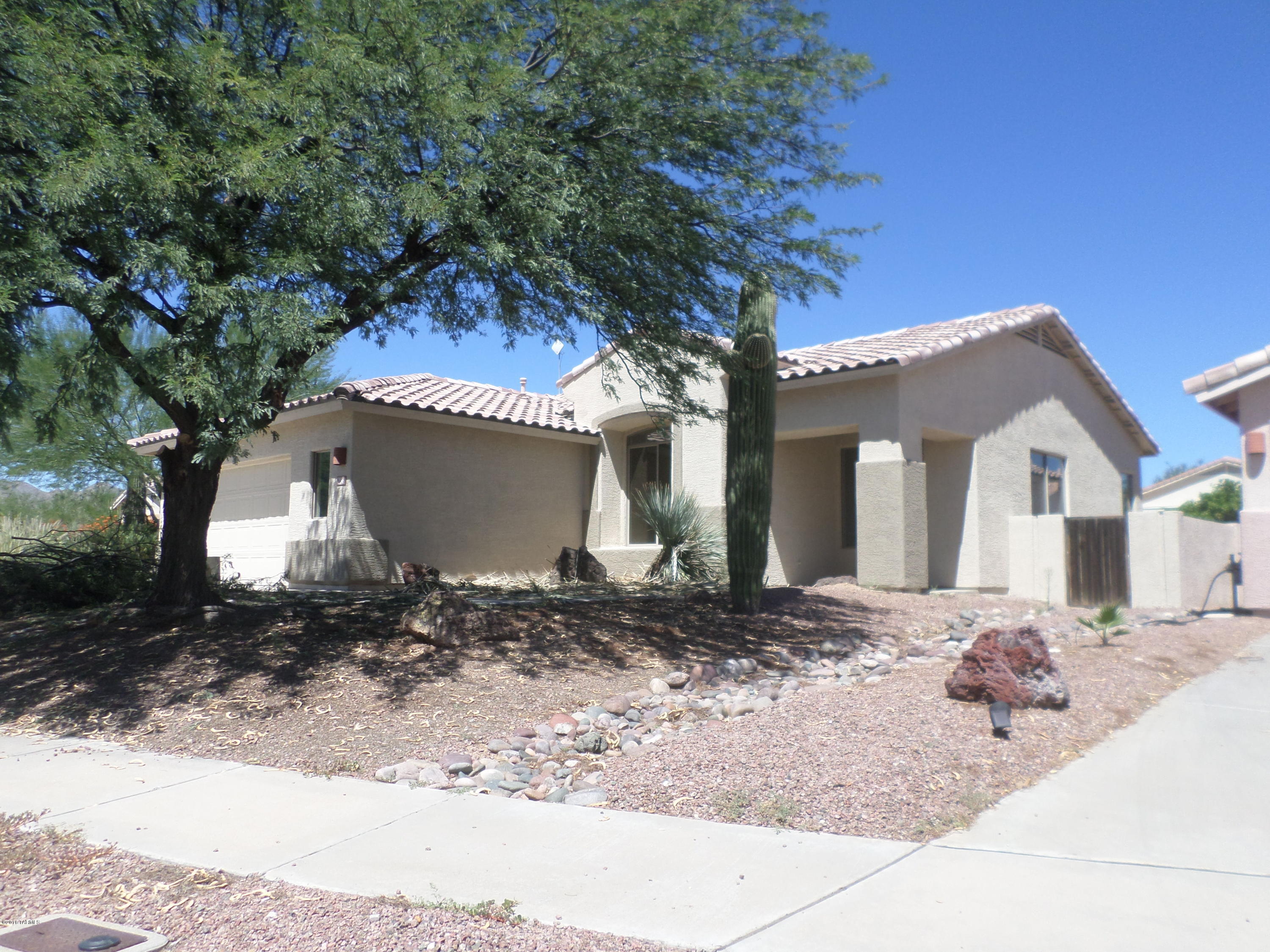 256 Tabascoe Place Tucson, AZ 85755 - Photo 1 of 24