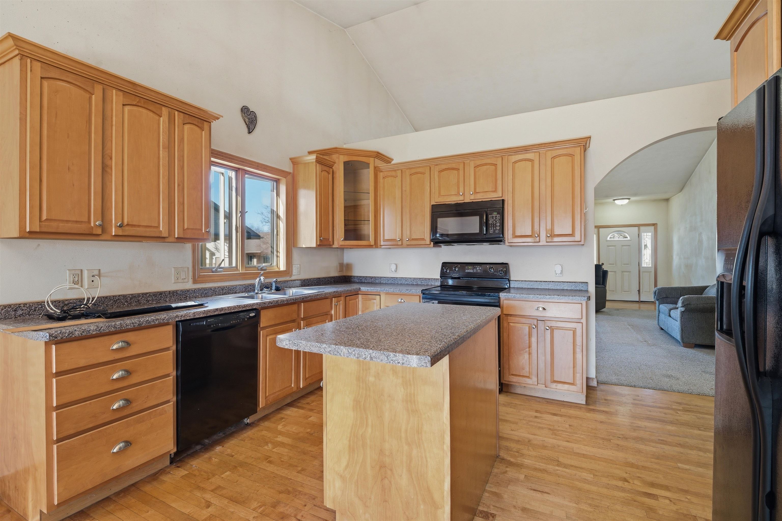 4724 North Fallview Lane Appleton, WI 54913 - Photo 6 of 24