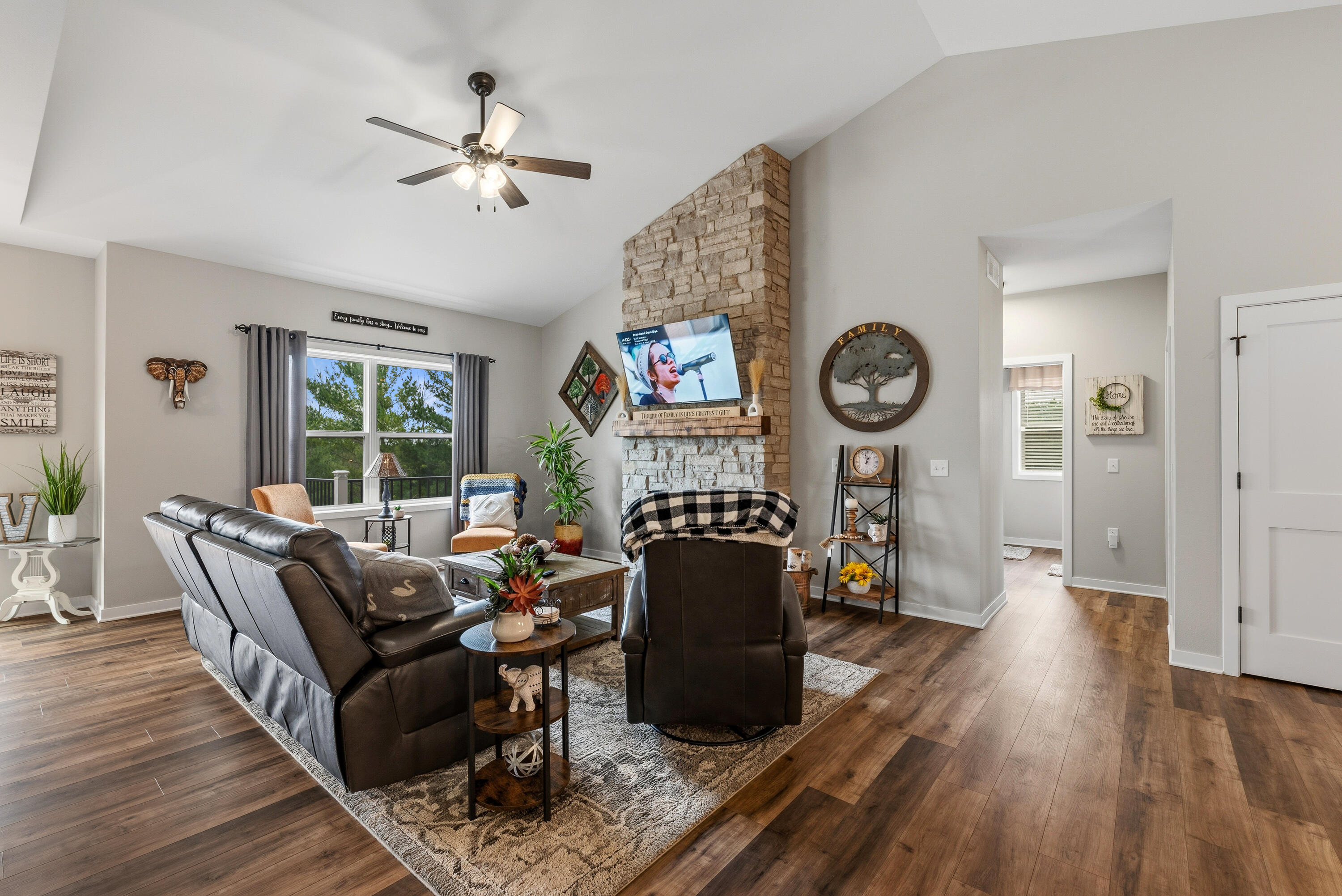 387 Drumlin Loop Ripon, WI 54971 - Photo 12 of 46 387 Drumlin Loop-11