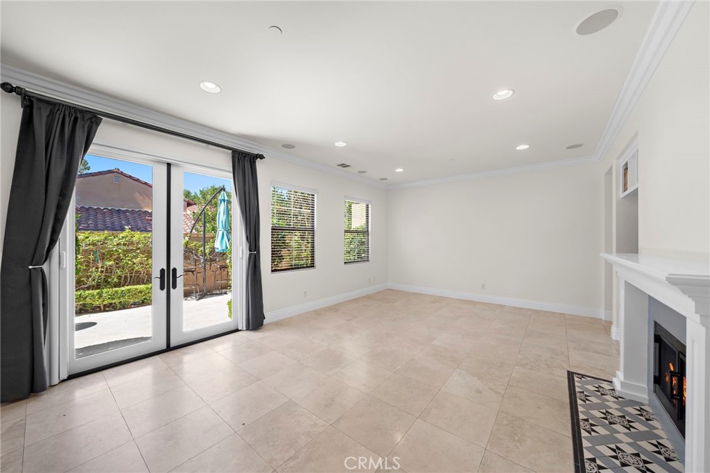 61 Shade Tree Irvine, CA 92603 - Photo 2 of 26