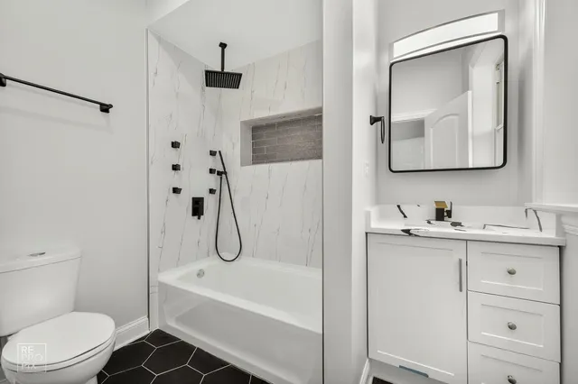 $339,900 | 8111 South Throop Street, Chicago, IL 60620