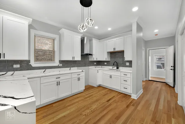 $339,900 | 8111 South Throop Street, Chicago, IL 60620