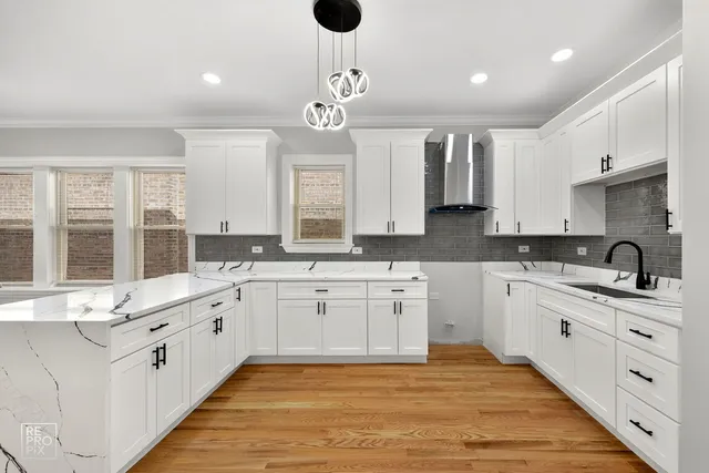 $339,900 | 8111 South Throop Street, Chicago, IL 60620