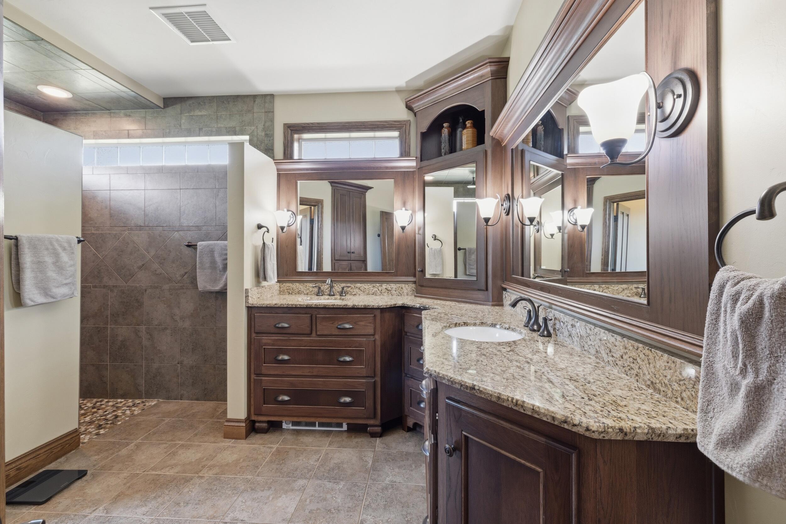 11105 Meadow Ridge Road Whitelaw, WI 54247 - Photo 5 of 78 Master Bath View 1