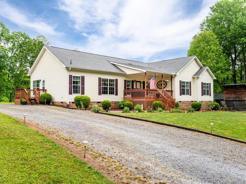 86 Shuler Road Candler, NC 28715 - Photo 3 of 29 Gallery Image 3