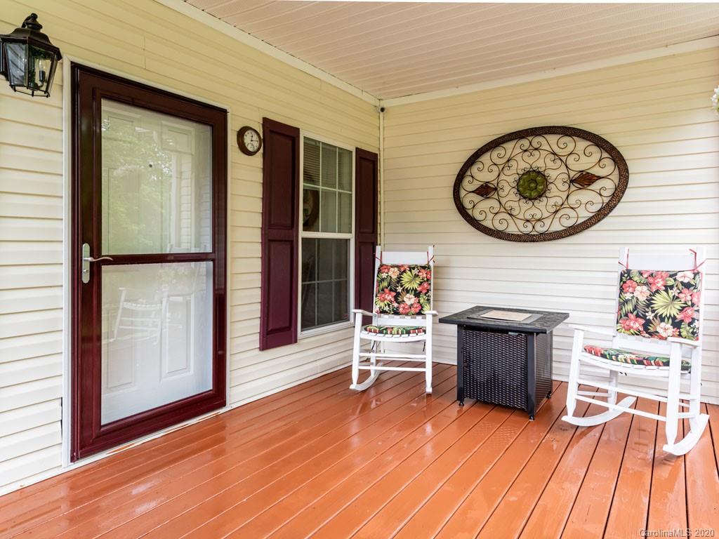 86 Shuler Road Candler, NC 28715 - Photo 5 of 29 Gallery Image 5