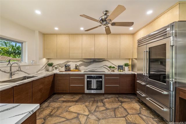 $4,599,000 | 4745 Aukai Avenue, Honolulu, HI 96816