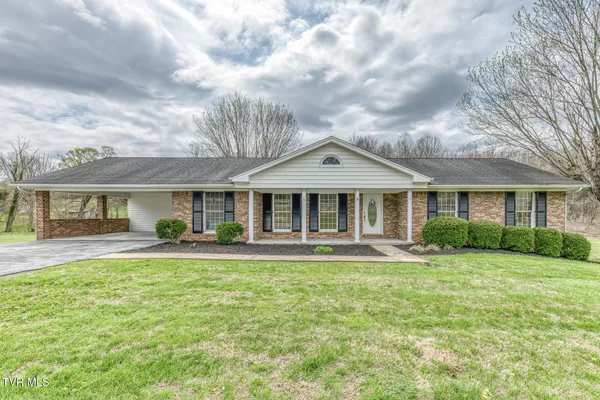 $688,000 | 5509 Memorial Boulevard, Kingsport, TN 37664