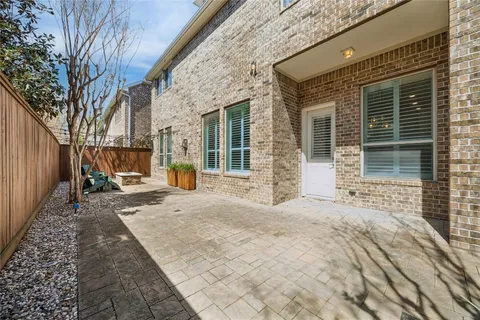 $950,000 | 8413 Moritz Green Drive, Houston, TX 77055