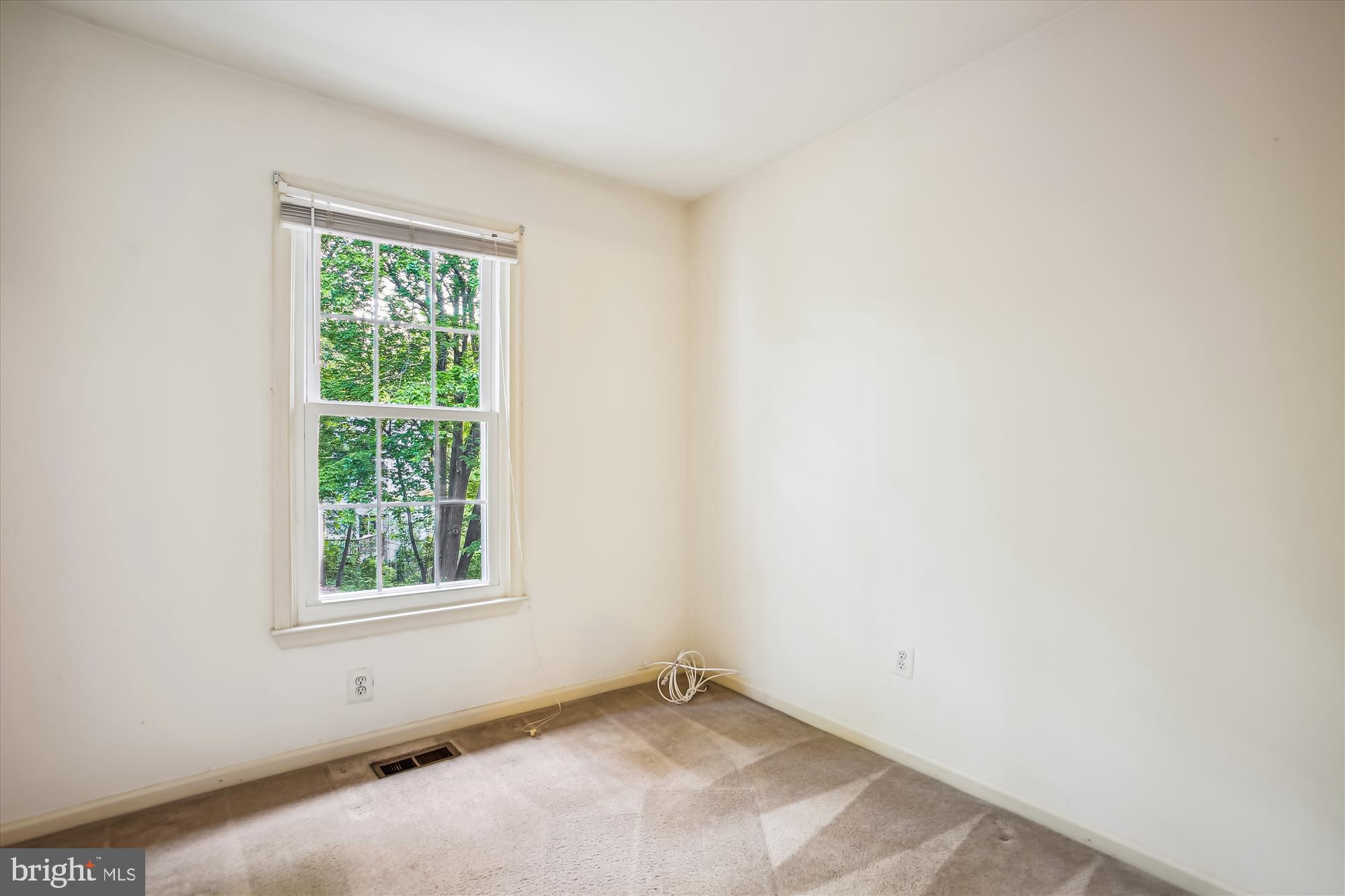 8493 Springfield Oaks Drive Springfield, VA 22153 - Photo 25 of 36 Bedroom