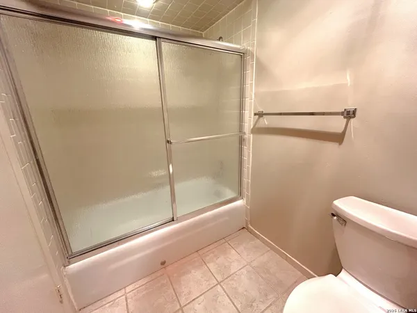 $1,795 | 7500 Callaghan, Unit 350, San Antonio, TX 78229