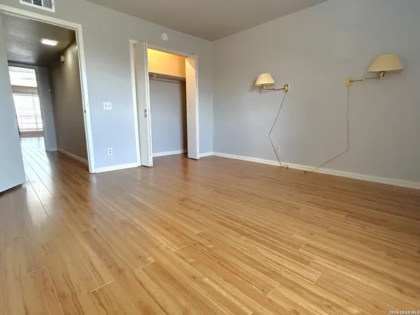 $1,795 | 7500 Callaghan, Unit 350, San Antonio, TX 78229