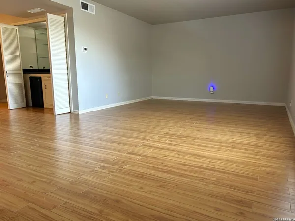$1,795 | 7500 Callaghan, Unit 350, San Antonio, TX 78229