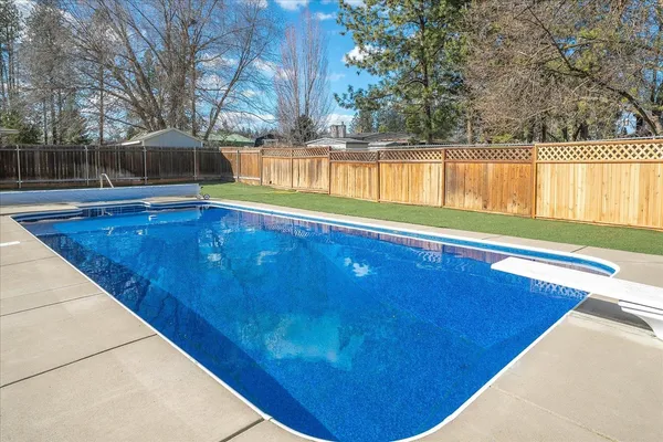 $510,000 | 320 West Chatham Court, Spokane, WA 99218