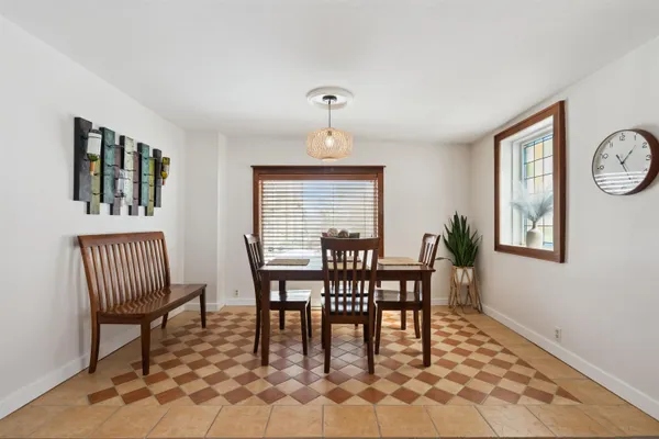 $237,500 | 201 Point Anne Lane, McGregor, IA 52157