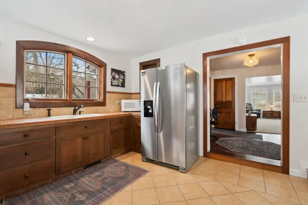 $237,500 | 201 Point Anne Lane, McGregor, IA 52157