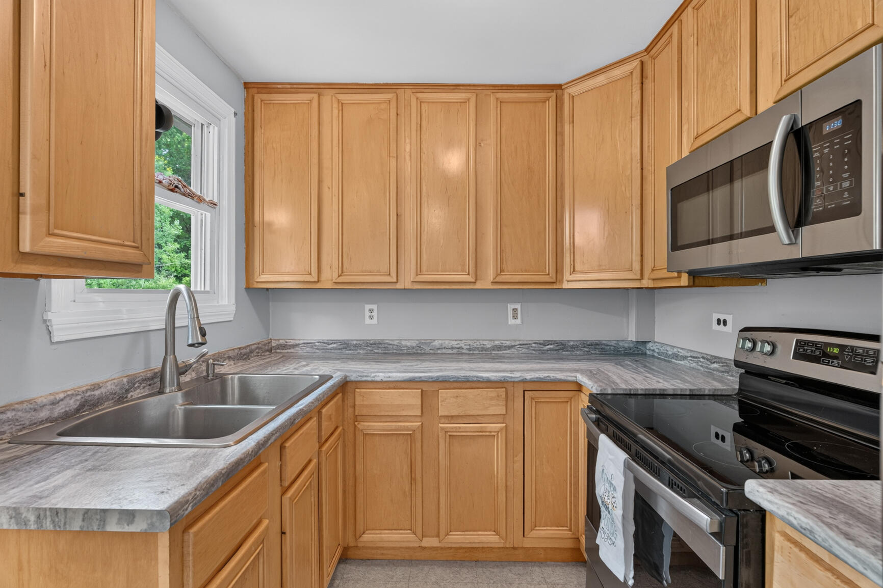 815 Royalsborough Road Durham, ME 04222 - Photo 11 of 28 815RoyalsboroughDurham-5