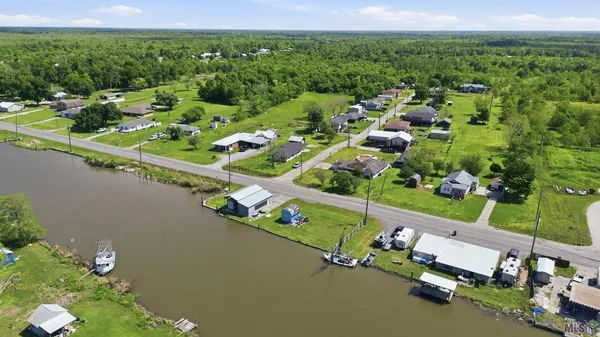 $110,000 | 924 Highway 55, Montegut, LA 70377