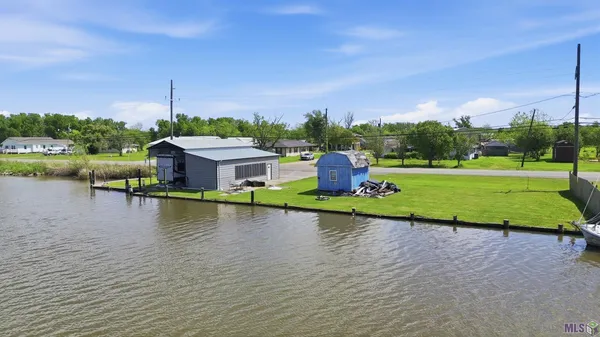 $110,000 | 924 Highway 55, Montegut, LA 70377
