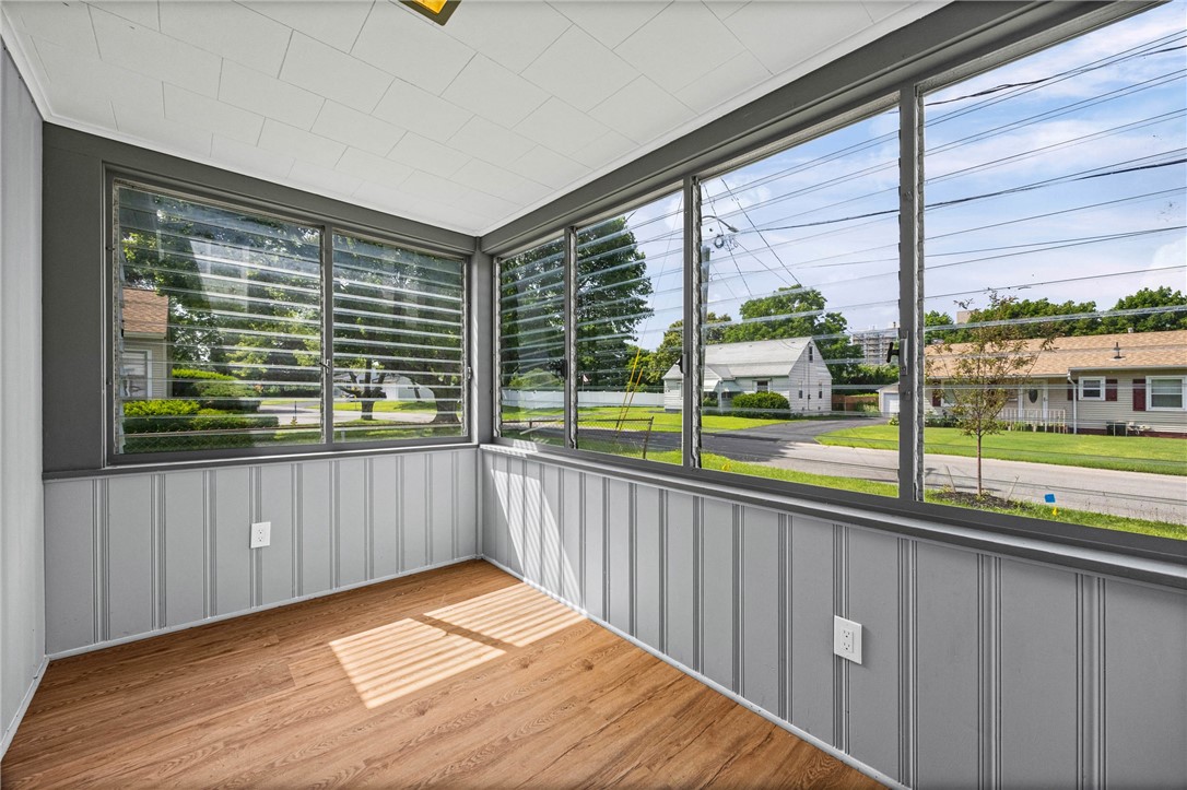 169 Dunn Street Rochester, NY 14621 - Photo 7 of 45