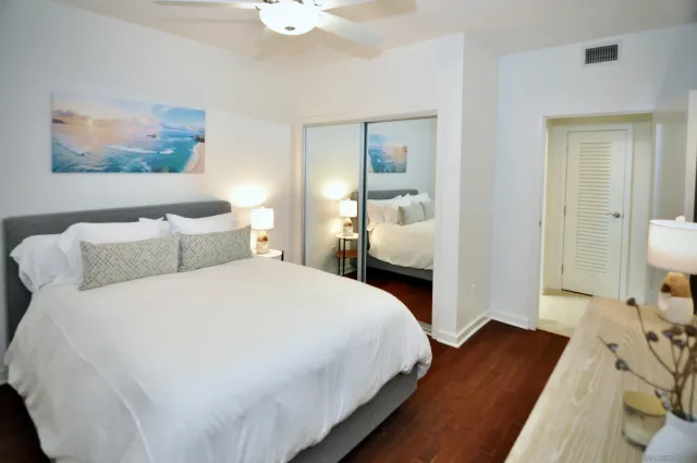 $8,500 | 5410 La Jolla Boulevard, Unit A111, La Jolla, CA 92037