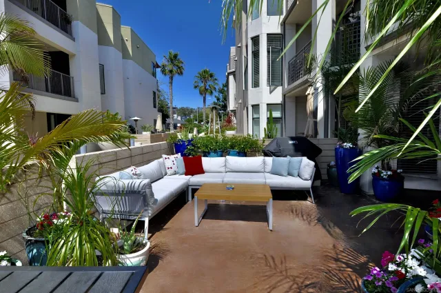 $8,500 | 5410 La Jolla Boulevard, Unit A111, La Jolla, CA 92037