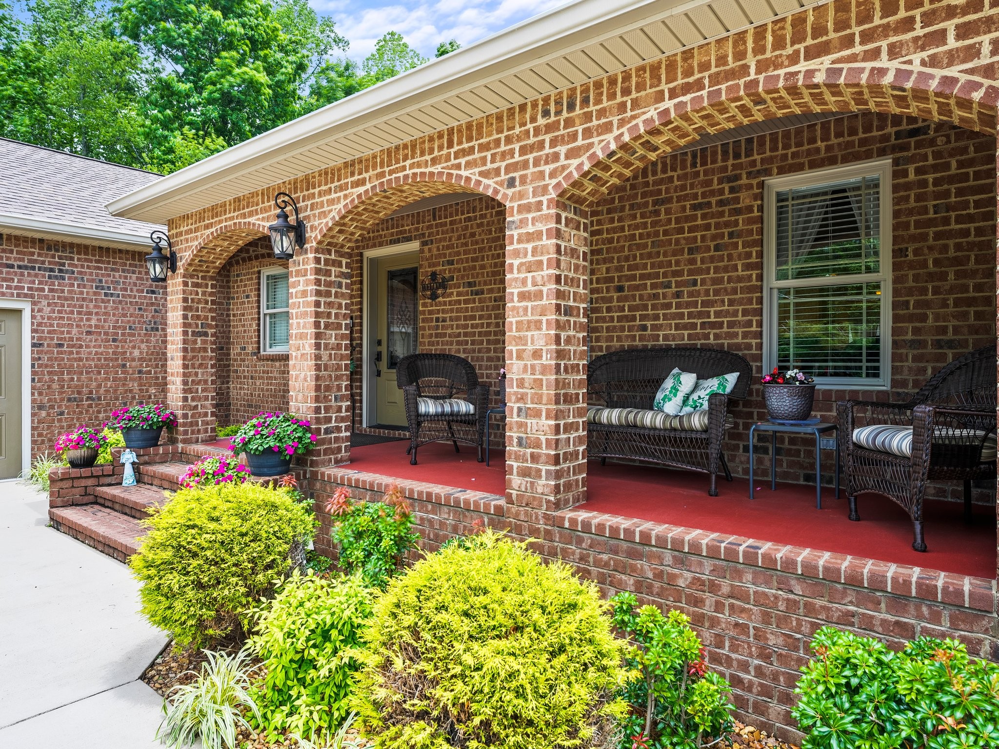 1574 Midway Road Sewanee, TN 37375 - Photo 4 of 45 a front view of a house with patio