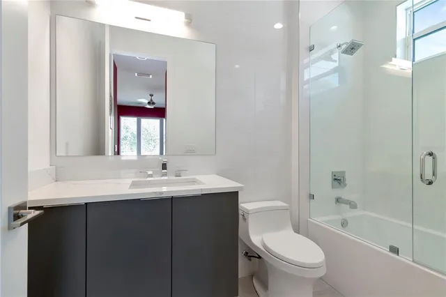 $13,000 | 4604 West Lowell Avenue, Tampa, FL 33629