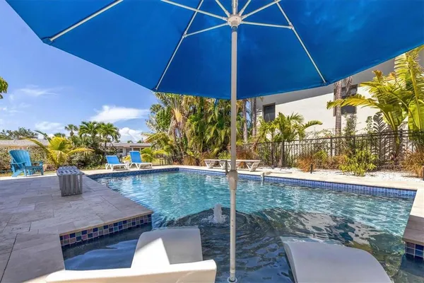 $12,600 | 301 Avenida Madera, Unit A, Sarasota, FL 34242