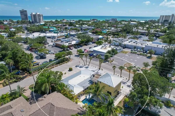 $12,600 | 301 Avenida Madera, Unit A, Sarasota, FL 34242